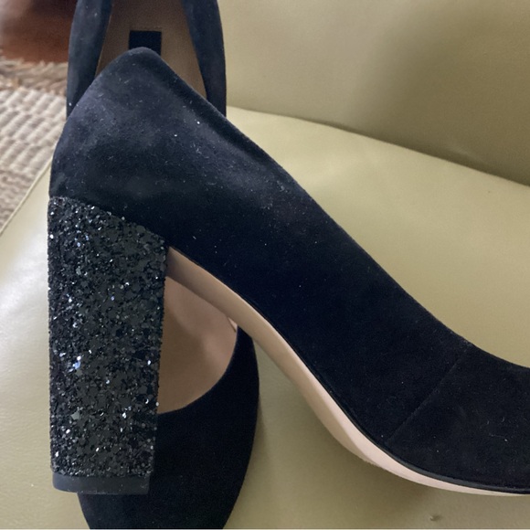 Ann Taylor rhinestone heel - black suede - Picture 5 of 8